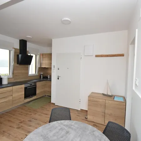 Apartman Bela Tisno Buitenkant foto