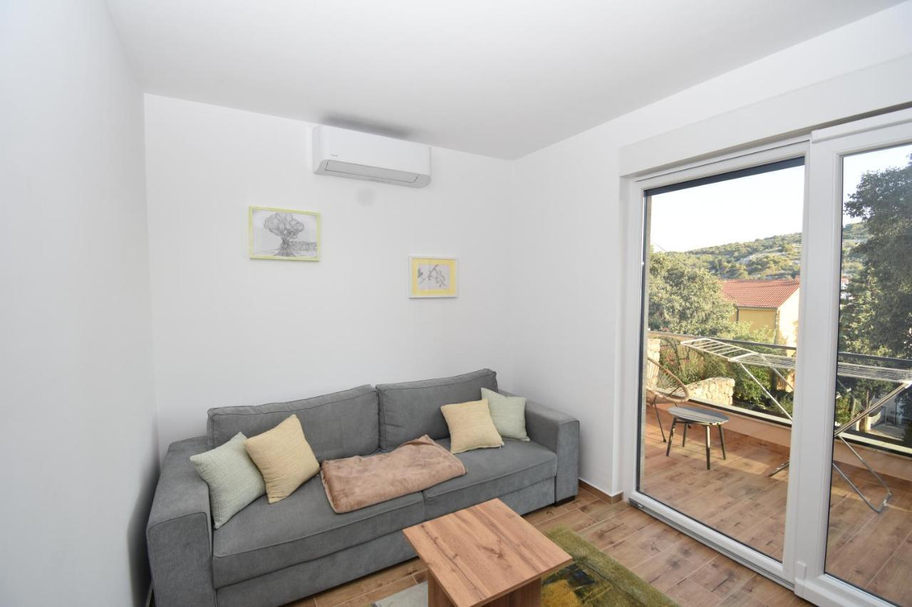 Bela Apartma
